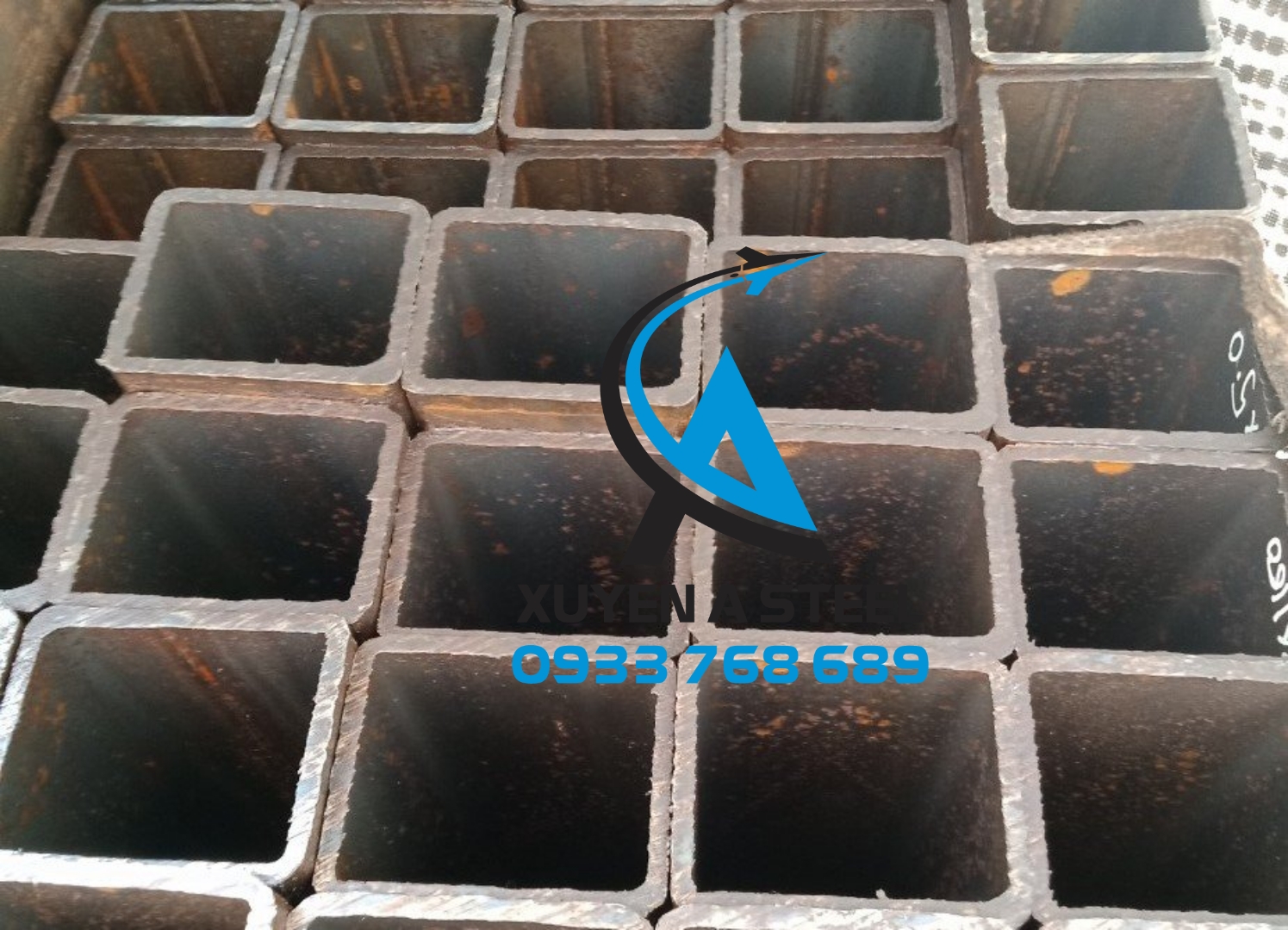 https://thepxuyena.com.vn/San-pham/THEP-HOP-80X100X5-THEP-HOP-100X80X5-ad3695.html