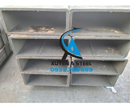 THÉP HỘP CHỮ NHẬT 100X250X12LY Q235B